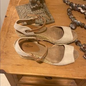 LuckyBrand wedges